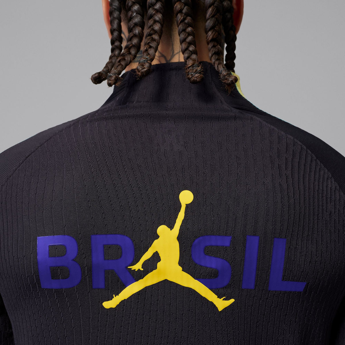 Conjunto de Treino Brasil 2026/27 Preto, detalhe do tecido