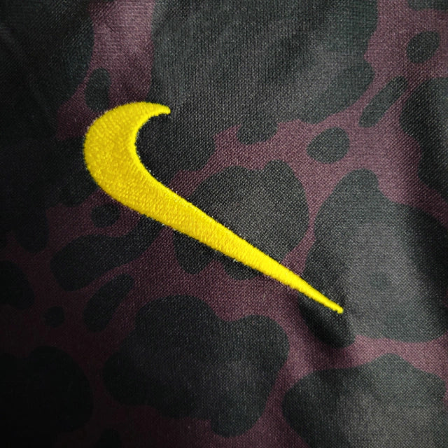 Camisa Goleiro Seleção Brasileira 22/23 Nike Torcedor Masculina - Preta com detalhes em amarelo na TSN Sports