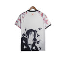 Camisa Japão Edição especial 24/25 - Torcedor Masculina - Branca com desenhos de Anime em azul e vermelho