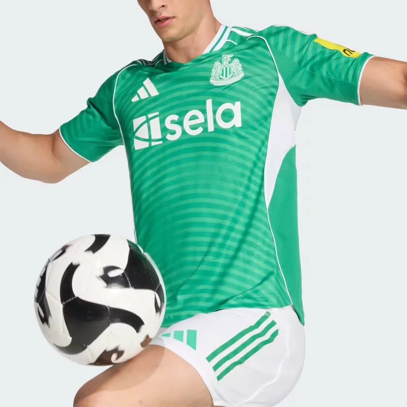 Camisa adidas Newcastle United FC 2025/26 II Jogador na TSN Sports