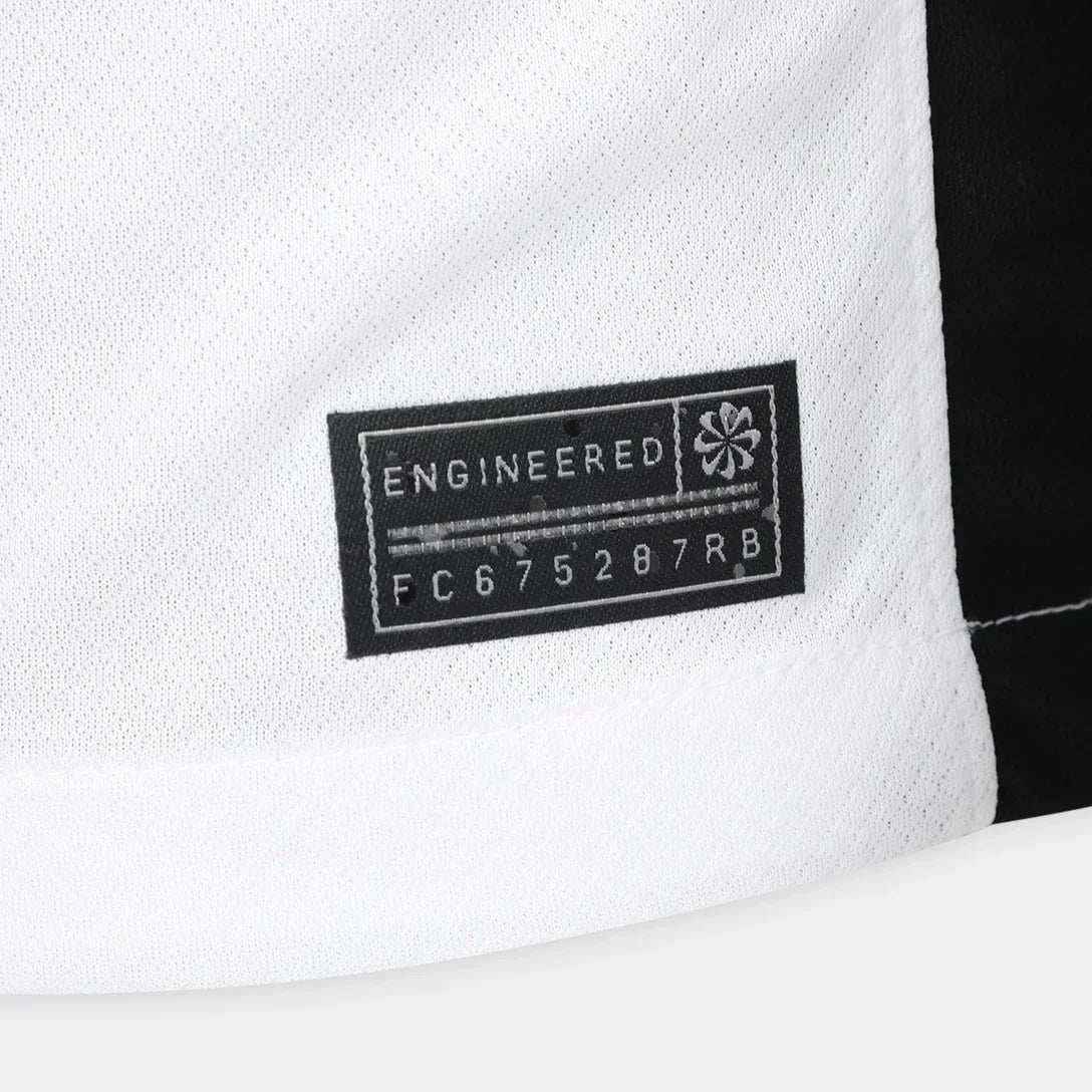 Camisa Nike Corinthians 2025/26 I ROMERO N° 11, detalhe do escudo