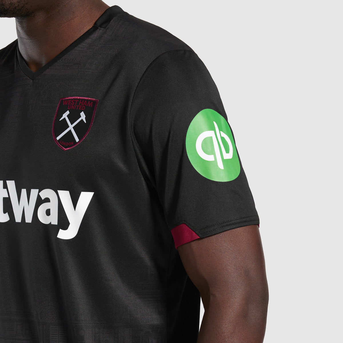 Camisa West Ham 2024/25 II Torcedor, vista de frente